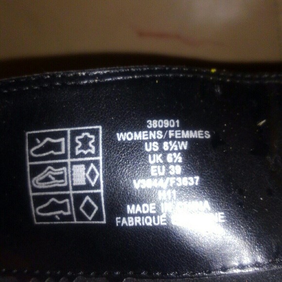 Boots - Picture 3 of 3